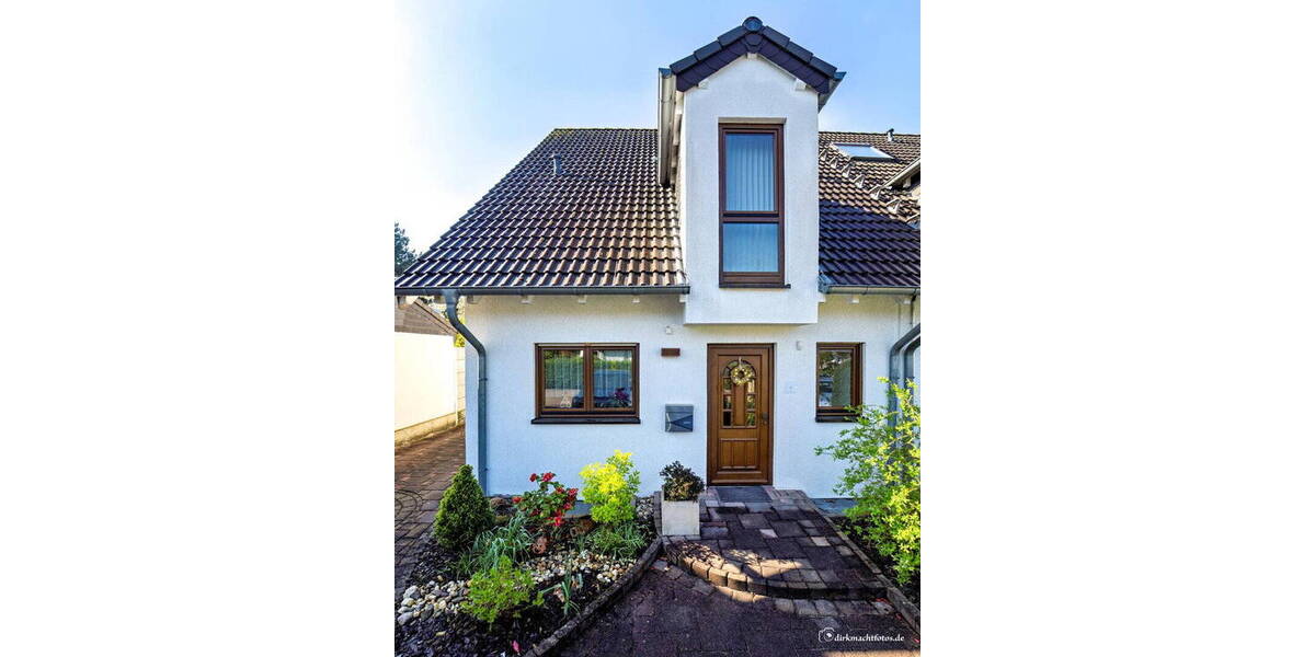 Doppelhaushälfte Ratingen Lintorf - 4 Zimmer, 119 m&sup2;, 1.800&euro; | Angebot:26763651
