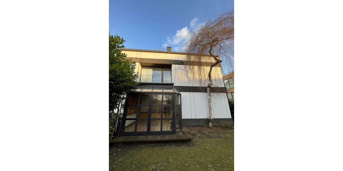 Haus zum Kaufen in Mülheim an der Ruhr 489.000 € 262 m² 11 zimmer