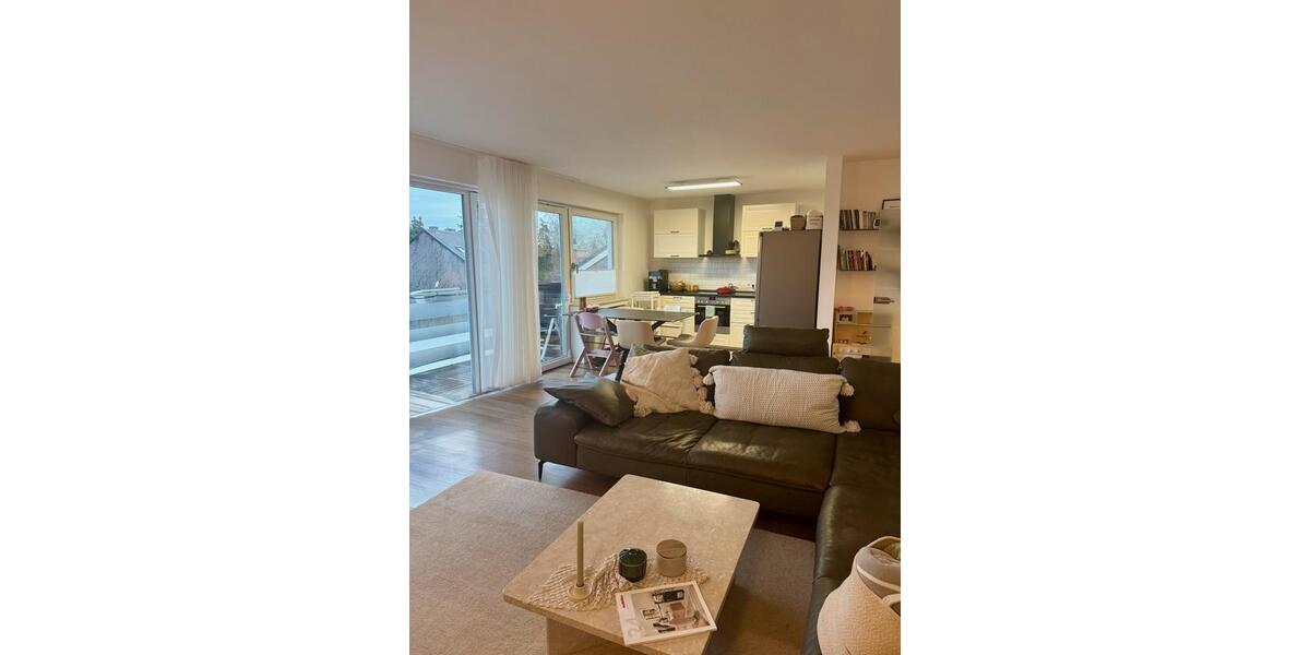 Moderne 3,5-Zimmer-Dachgeschosswohnung mit Balkon in Neuss 3 zimmer