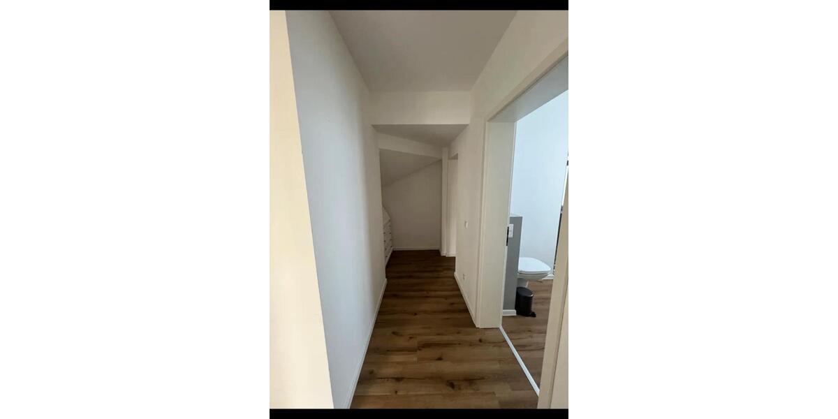 Erdgeschoßwohnung Solingen Höhscheid - 2 Zimmer, 95 m&sup2;, 1.050&euro; | Angebot:26416839
