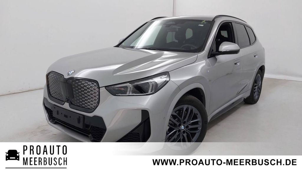 BMW iX1 9.000 km 49.999 &euro; Meerbusch 40668