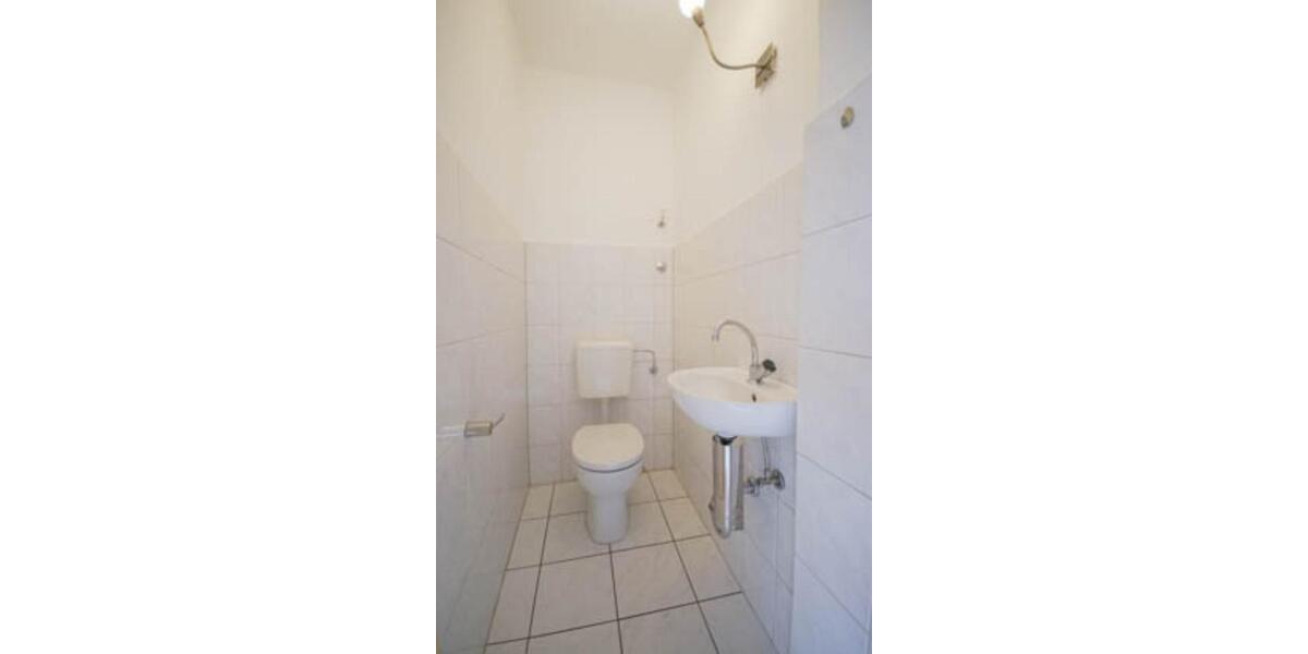 Dachgeschoßwohnung Oberhausen Alt-Oberhausen - 3.5 Zimmer, 66 m&sup2;, 470&euro; | Angebot:25648658