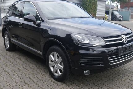 VW Touareg 176.000 km 13.490 &euro; Düsseldorf 40233