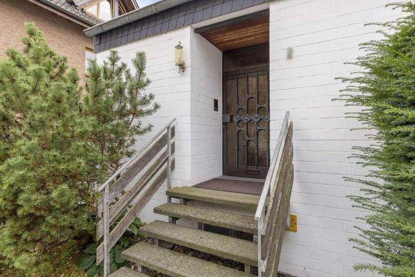 Gestalten Sie Ihr Traumhaus - mit Ausbaupotenzial und Zweifamilienoption 6 zimmer