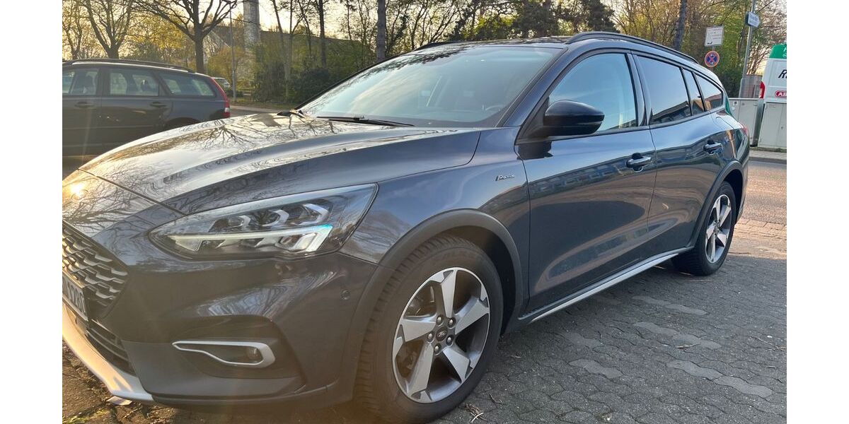 Ford Focus 61.000 km 19.500 &euro; Kaarst 41564