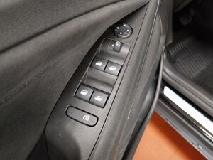 Opel Crossland X Ultimate-Paket Komfort-Paket Head-Up N 9.615 km 24.470 &euro; HAAN 42781