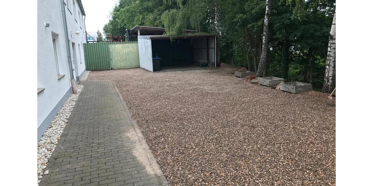 Gewerbeimmobilie 5 Zimmer+Carport+Stellplätze (EGOG) zimmer