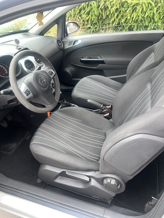 Corsa D