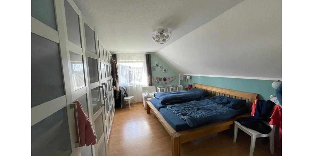 Etagenwohnung Remscheid - 5 Zimmer, 163 m&sup2;, 1.290&euro; | Angebot:25647719