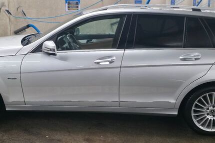 Mercedes-Benz C 250 262.000 km 8.200 &euro; Grevenbroich 41515