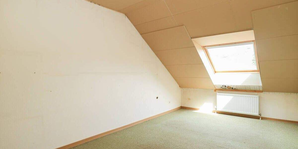 Reihenendhaus Grevenbroich/Langwaden Langwaden - 6 Zimmer, 156 m&sup2;, 195.000&euro; | Angebot:25689623