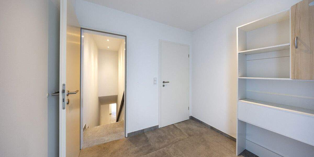 Energieeffizientes Wohnjuwel in Top-Lage! Kernsanierter Bungalow am Strümper Berg 7 zimmer