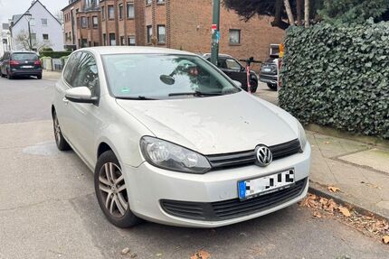 VW Golf 208.400 km 2.400 &euro; Düsseldorf 40599