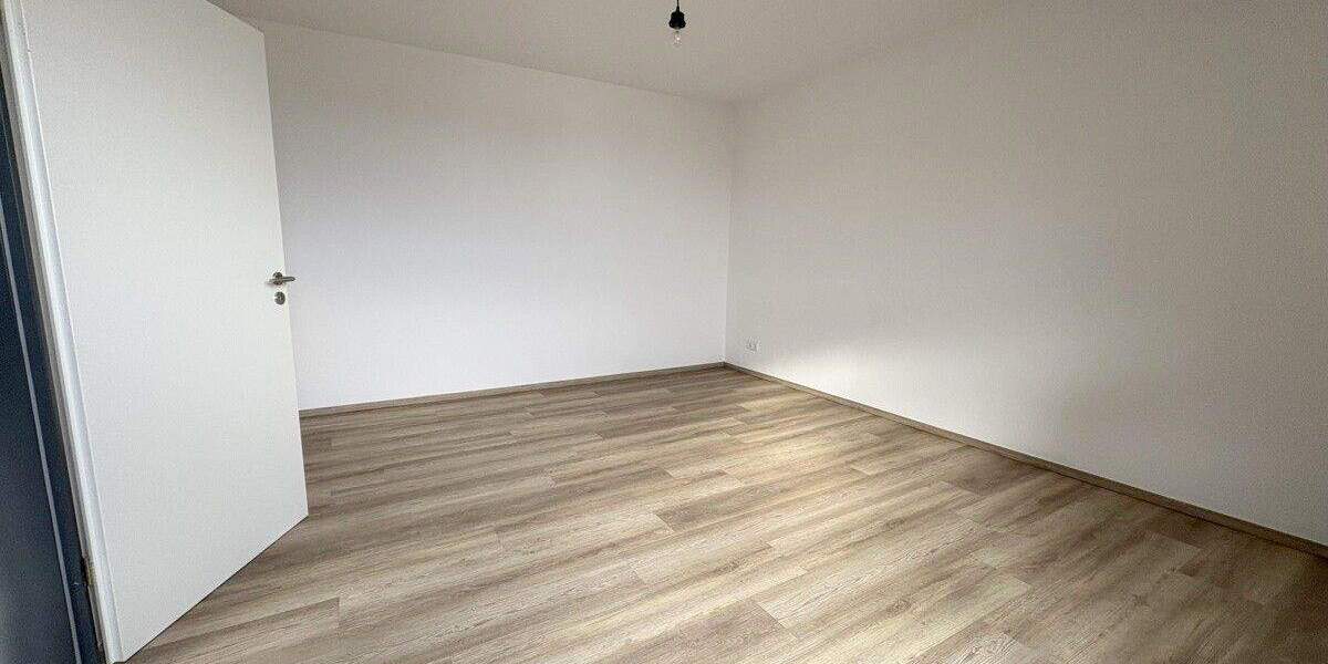 Etagenwohnung Düsseldorf Bilk - 2 Zimmer, 60 m&sup2;, 800&euro; | Angebot:25097175