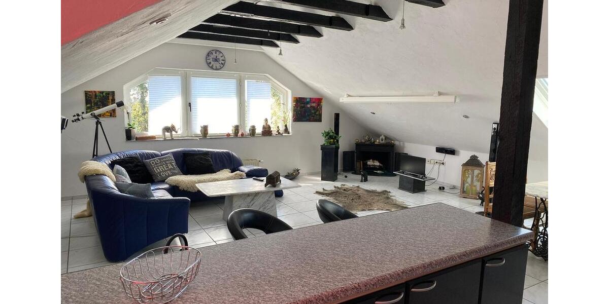 Exklusive Dachgeschosswohnung mit Seeblick 3.5 zimmer