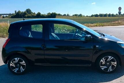 Renault Twingo 144.444 km 2.300 &euro; Monheim 40789