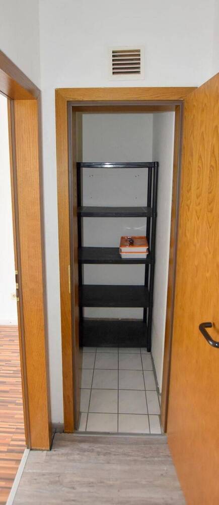 ***ZENTRAL und ausgefallen: ETW, 3 Zi-KDB, mit EBK und großem Balkon in MG-Heyden!***
