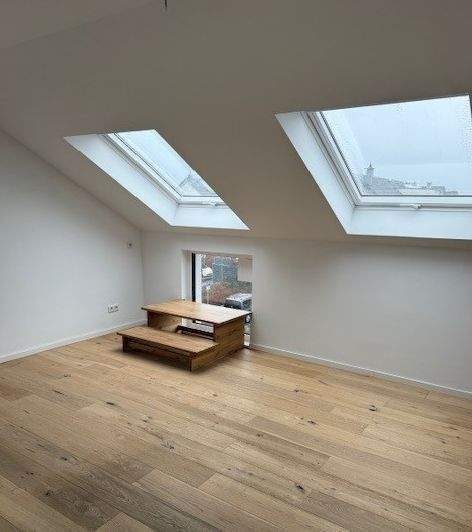 Terrassenwohnung Kaarst Vorst - 4 Zimmer, 147 m&sup2;, 2.205&euro; | Angebot:25683579