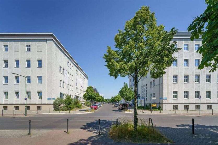 Büro in Berlin 236,40 € 15.76 m²