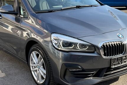 BMW 218 158.047 km 12.750 &euro; Düsseldorf 40231