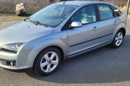 Ford Focus 115.000 km 4.400 &euro; Pulheim 50259