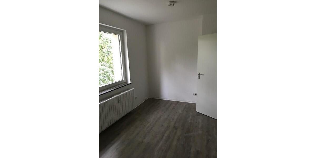 Etagenwohnung Krefeld Benrad - 3 Zimmer, 74 m&sup2;, 660&euro; | Angebot:25793792