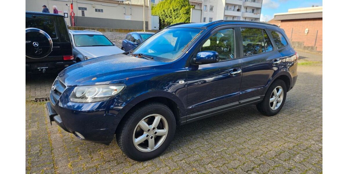Hyundai SANTA FE 323.071 km 1.650 &euro; Moers 47443