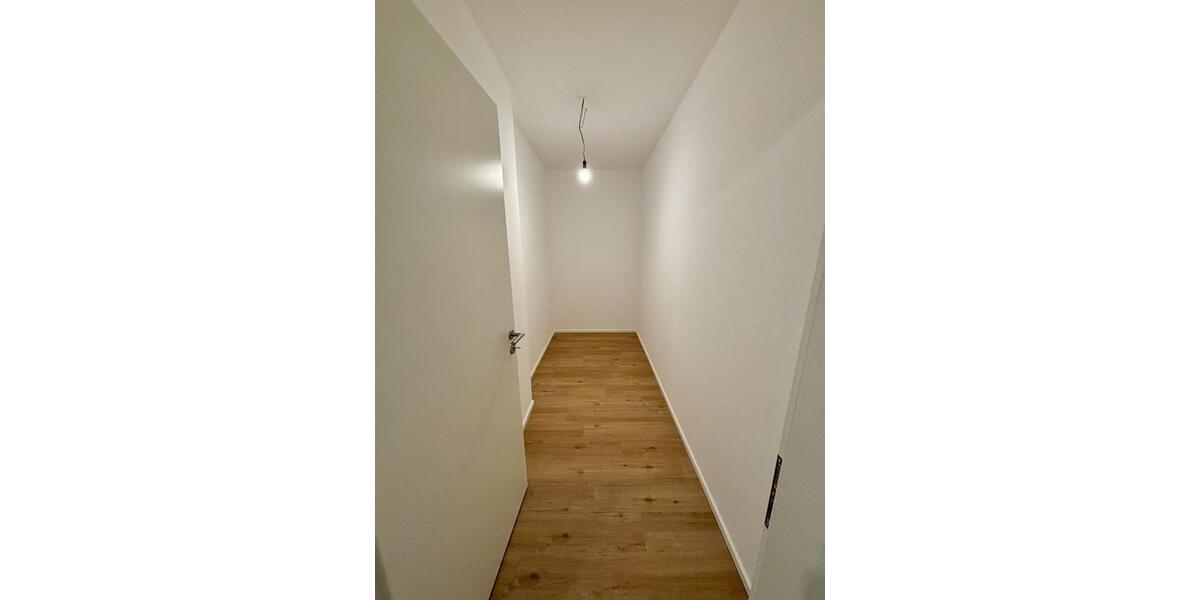 Bezugsfertige Neubauwohnung mit barrierearmer und gehobener Ausstattung 4 zimmer