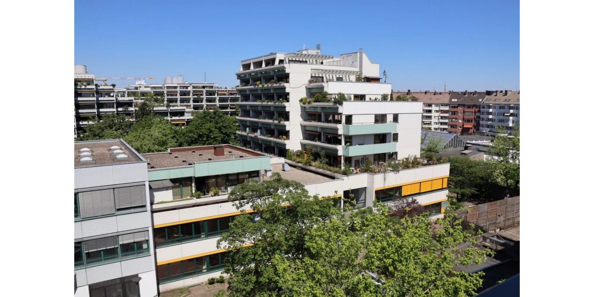 Düsseldorf Derendorf - Moderne 2 Zimmer Whng mit sehr großer Dachterasse und Balkon 2 zimmer