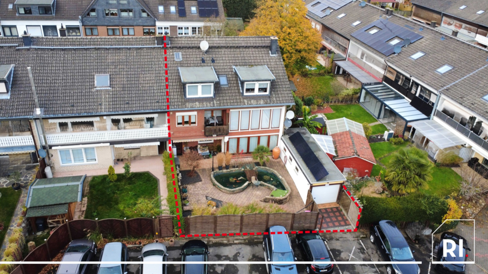 Haus zum Kaufen in Neuss 649.000 € 297 m² 9 zimmer