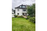 D-Benrath: modernisiertes 3-Familien-Haus im Musikantenviertel, schöner Garten, Garage, neue Heizung 8 zimmer