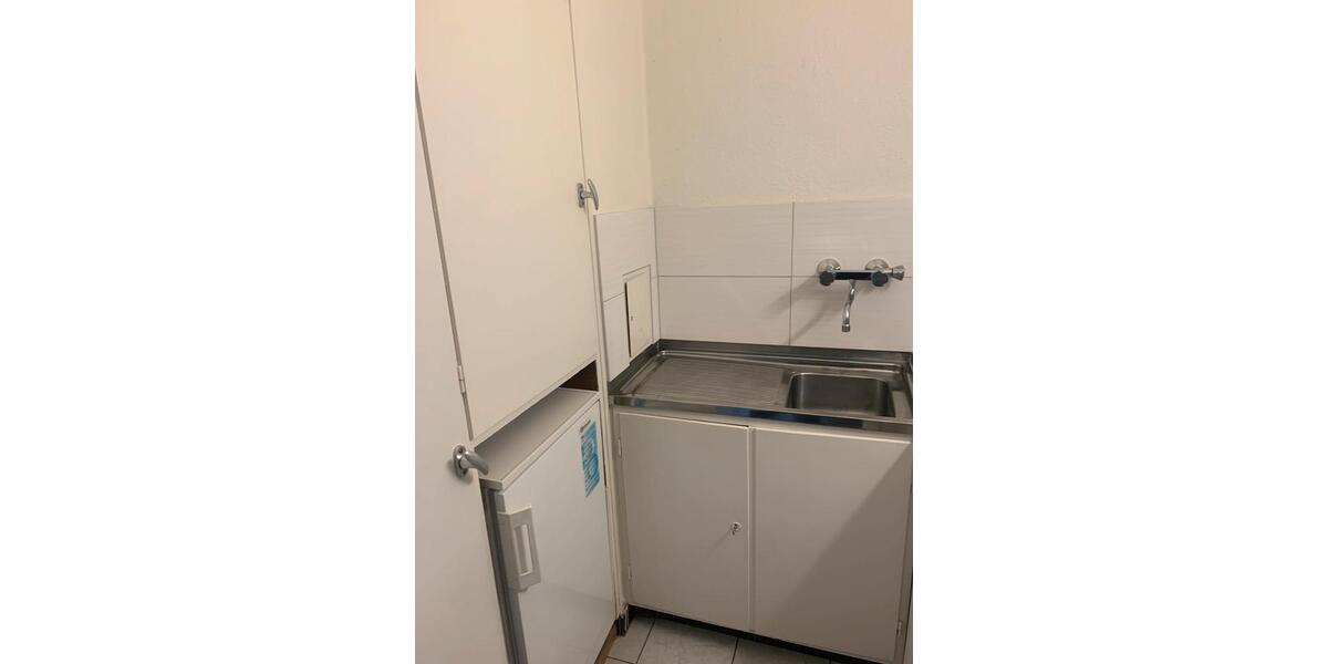 Etagenwohnung Wuppertal Arrenberg - 1 Zimmer, 25 m&sup2;, 250&euro; | Angebot:26459525