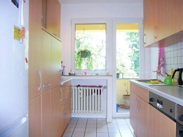 Großzügig aufgeteilte 3 Zimmer Wohnung mit Balkon und Loggia 3 zimmer