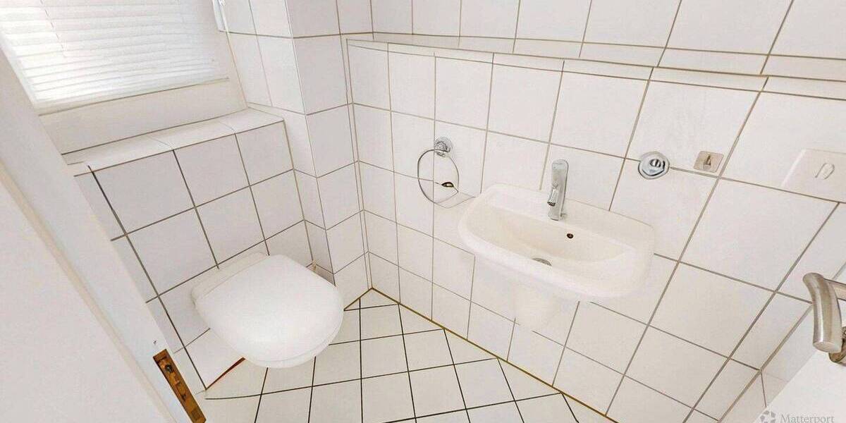 Reihenmittelhaus Monheim am Rhein Monheim - 4 Zimmer, 133 m&sup2;, 2.000&euro; | Angebot:26919119
