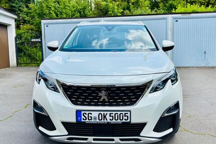 Peugeot 5008 58.211 km 16.300 € Solingen 42651