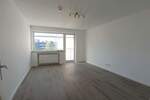 Düsseldorf-Oberbilk, Heerstraße 27 - Komplett sanierte Wohnung mit 2 Balkonen + Küchenzeile ab Oktober zu mieten !!