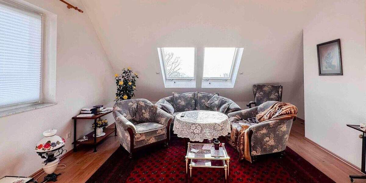 Stilvolles Familiendomizil in begehrter Feldrandlage mit Garage in Wuppertal 5 zimmer