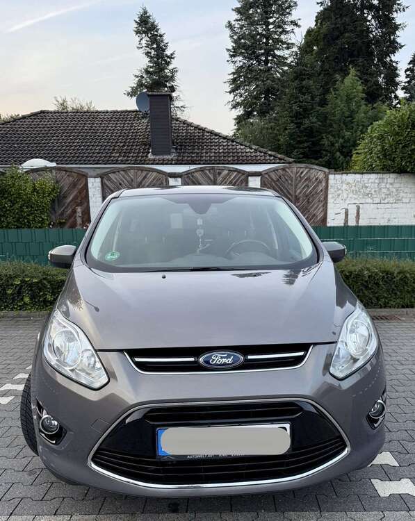 Ford C-Max 167.000 km 4.900 € Düsseldorf 40495