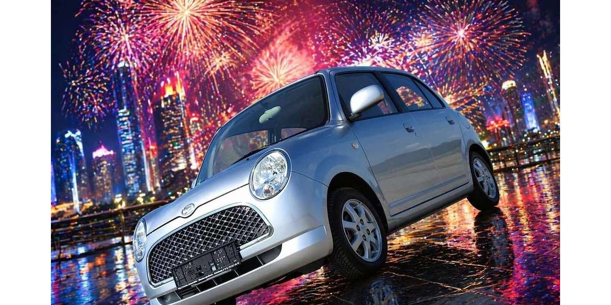 Daihatsu Trevis 30.738 km 9.999 &euro; Mönchengladbach 41179