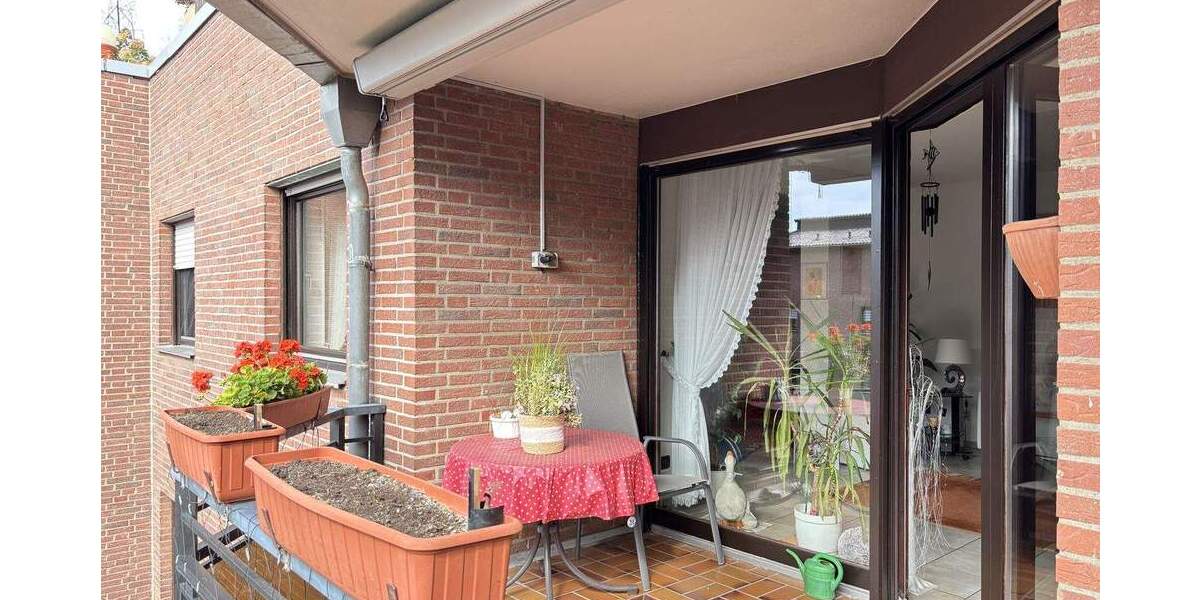 Etagenwohnung Mönchengladbach Rheydt-West - 2 Zimmer, 79 m&sup2;, 195.000&euro; | Angebot:25669256
