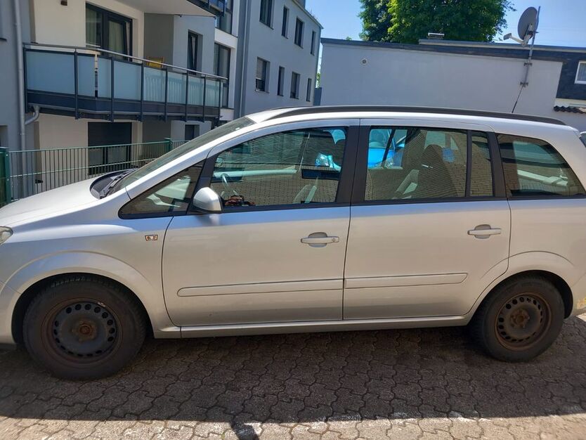 Opel Zafira 116.426 km 1.599 € Remscheid 42897