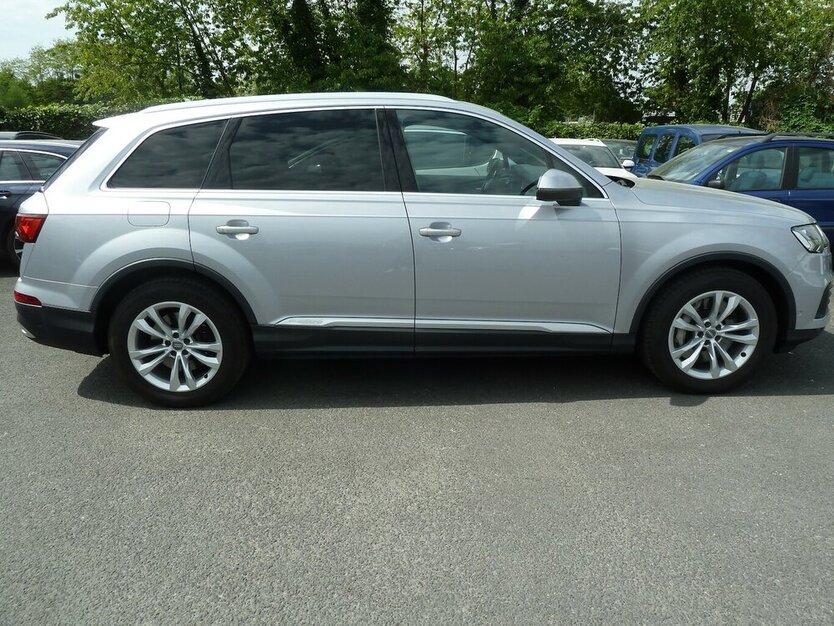 Audi Q7 55e TFSI Quattro Leder Matrix Panorama Air 170.000 km 36.900 € Ratingen 40885