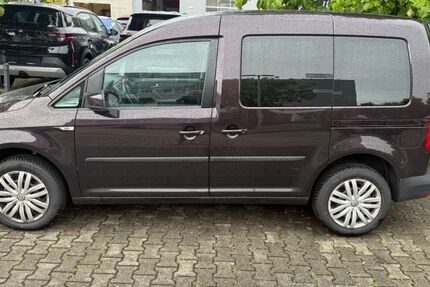 VW Caddy 125.000 km 19.900 € Düsseldorf 40472