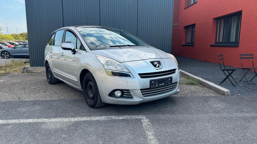 Peugeot 5008 198.200 km 3.999 &euro; Neuss 41472