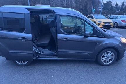 Ford Tourneo Connect 107.210 km 16.550 &euro; Remscheid 42855