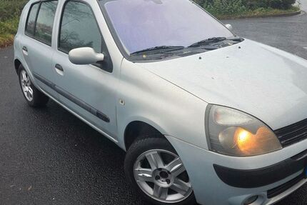 Renault Clio 141.000 km 1.150 &euro; Düsseldorf 40599