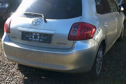 Toyota Auris 274.800 km 1.700 &euro; Grevenbroich 41516