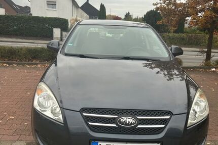 Kia ceed / Ceed 192.000 km 3.000 &euro; Leverkusen 51379