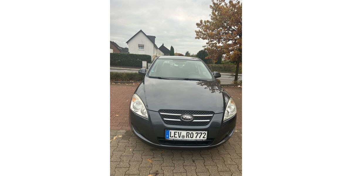 Kia ceed / Ceed 192.000 km 3.000 &euro; Leverkusen 51379