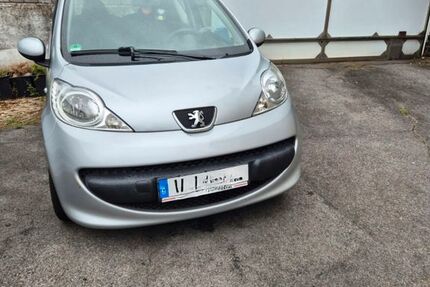 Peugeot 107 206.000 km 2.600 &euro; Wuppertal 42283